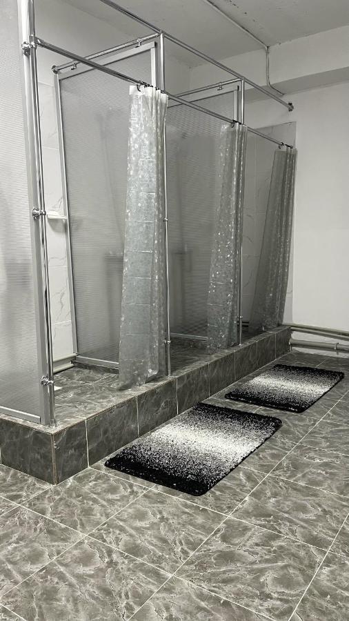 Лучший Хостел Almaty Ngoại thất bức ảnh